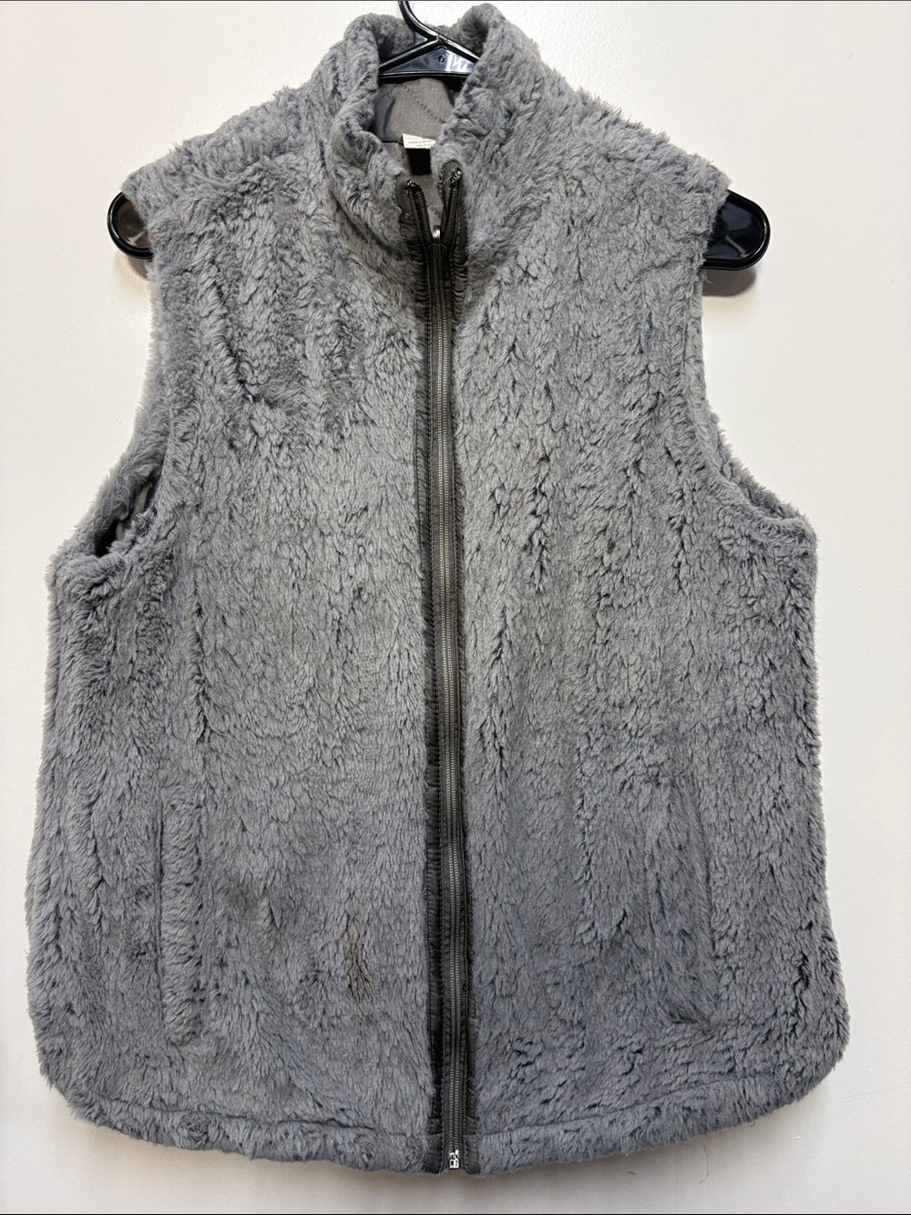 Cozy Gray Faux Fur Zip-Up Vest